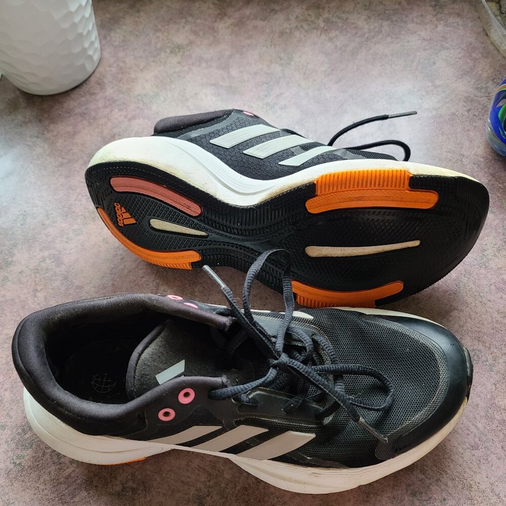 Adida Response Running Shoe size 6.5 black pink orange flsh sole sneaker